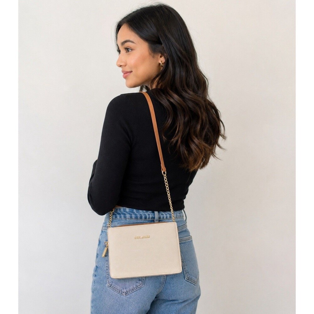 Steve Madden Cream Crossbody Purse – Chic, Modern & Ready to Wear!